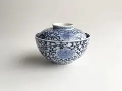 骨董　アンティーク　古伊万里　染付　牡丹唐草文様　逆唐草　蓋碗　蓋茶碗