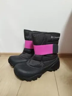 Columbia キッズブーツ 22センチ スノーシューズ