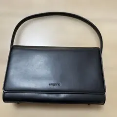 ungaro 黒 レザーハンドバッグ