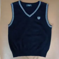 COMME CA ISM 黒 Vネック ベスト 130cm フォーマル