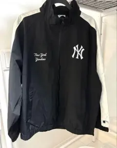 MLB ナイロントラックジャケット ブラック Yankeesのサムネイル