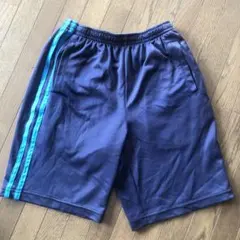 140サイズ　男の子ハーフパンツ紺色