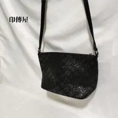 印傳屋　ショルダーバッグ　斜め掛け　ブラック　薔薇