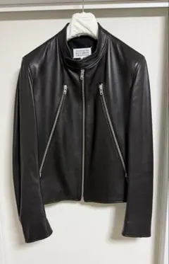 Maison Margiela ハの字 ライダース 48 ブラックのサムネイル