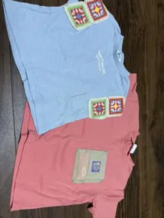 水色と赤のTシャツセット