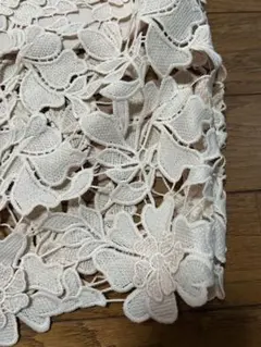 Item thumbnail for item 6b5eb1e6-a3c4-44f7-8c9e-df1a39b2704a