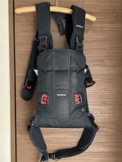 Item thumbnail for item 51a6cdb3-5ddb-44fa-9dcc-930fb229a554