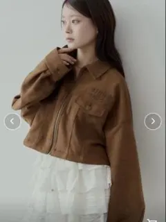 Chico 胸ロゴショート丈スエードジップブルゾン　アウター　春服