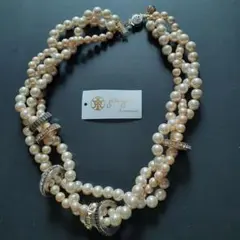 Item thumbnail for item 6b34dc0d-8972-4d68-8d1d-463239d0eb8f