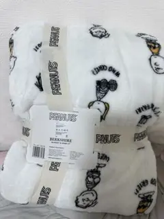 コストコブランケットスヌーピーPeanuts®大判ひざ掛け 152x177cm