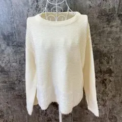 ✨GU✨ジーユー♡ニットセーター♡袖フカフカ♡大人可愛い♡ホワイト(L)