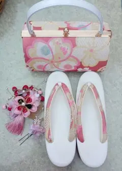 和装バック、草履、髪飾り