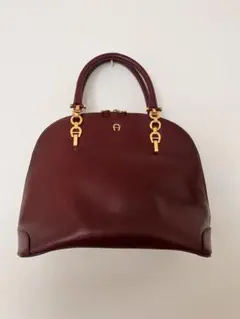 アイグナーレザー バック　ショルダーストラップ付き