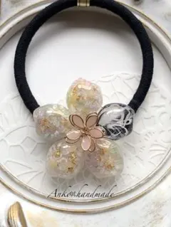 No.2831❀》ハンドメイド レジンヘアゴム ピンクフラワー バタフライ