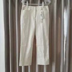 【限定価格】Natural Beauty Basic 白クロップドパンツ