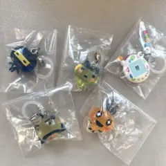 ガチャガチャ　たまごっち めじるしアクセサリー 3