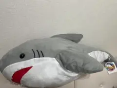 キラキラメガロドン ゴールドシャーク BIGぬいぐるみ 新品未使用 サメ