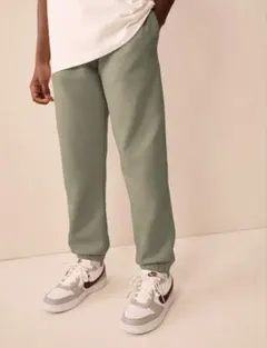 【新品】NEXTスウェットパンツ カーキ キッズ