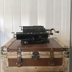 昭和レトロ 東芝 和文タイプライター BW-1112 - メルカリ