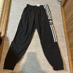 adidas トラックパンツ スリーストライプ トレフォイル ブラック