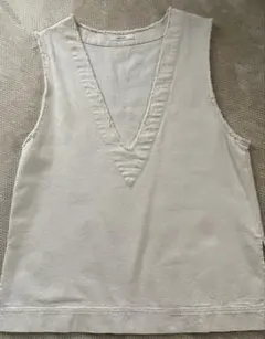 本日限定値下げ★美品★DISCOAT★ Vネック ノースリーブベスト