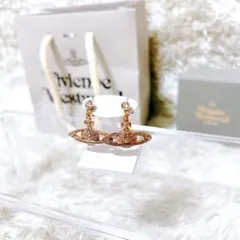 未使用級　ヴィヴィアンウエストヴッド　ピアス　両耳用　ドロップピアス　オーブ