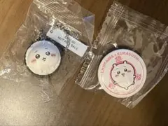 新品未使用　くら寿司　ビッくらポン　ちいかわ缶バッジ＆フィギュア
