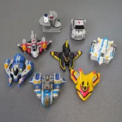 ウルトラマン　指人形　基地