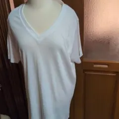 Hanes★Vネック半袖Tシャツ★ホワイト★LLサイズのサムネイル