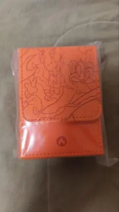 専用海外限定 正規品　ポケモンカード　リザードン　デッキケース　新品未開封