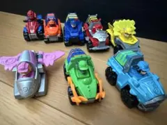 パウパトロール　ダイキャストビークル　8台セット