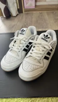 adidas スニーカー アディダス フォーラム ロー 25.5cm