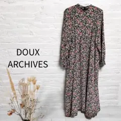 Doux archives ギャザーフラワープリントワンピース 黒 長袖 花柄