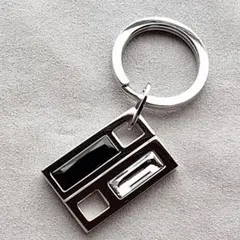 SWAROVSKI　モダンデザイン メタルキーホルダー