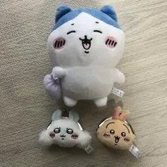 【ちいかわ】ハチワレ ぬいぐるみ ＆ モモンガ・うさぎ がま口ポーチ 3点セット