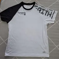 新品　TIGORA ティゴラ　半袖　バレーボール　スポーツTシャツ　部活のサムネイル