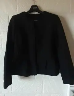ノーカラージャケット☆タグ付き新品☆ペプラム☆ブラック☆ワールド
