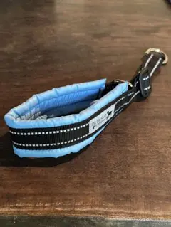 The BlackLab Company 犬用首輪　ぷくぷくブルー　Mのサムネイル