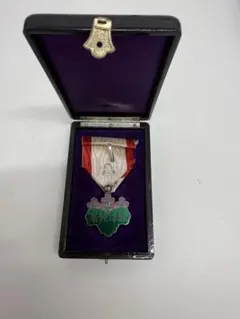 Item thumbnail for item 5e83f1f1-c201-4ff5-87c5-db3a5144d726