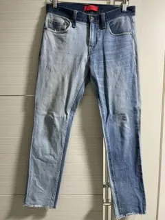 ストレートデニム