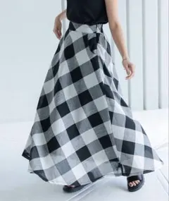 【4/30迄】【美品】itto...リネン風　ギンガムチェック　ロングスカート