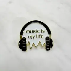 【ピンバッジ】ヘッドホン ＊ music is my life