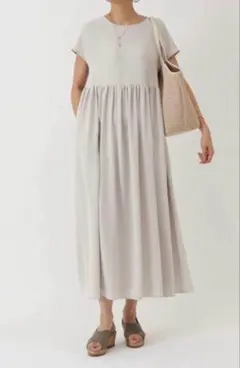 新品タグ付 手洗い可 ビアズリー フレンチギャザーワンピース