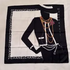 美品✨CHANEL シャネル　マドモアゼル　スカーフ　カレ90 ブラック 2026年最新】シャネル マドモアゼル スカーフの人気アイテム - メルカリ