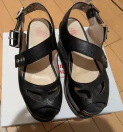 2025年最新】ヴィヴィアンウエストウッド靴の人気アイテム - メルカリ