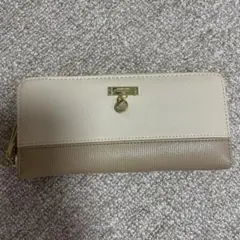 marie claire ベージュ 長財布 カードポケット付きのサムネイル