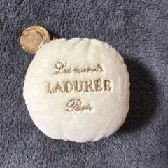 LADUREE ラデュレ マカロン型　ジュエリーポーチ ライトグリーンのサムネイル
