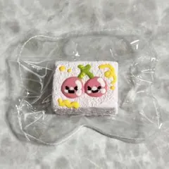 momoco スクイーズ　手書きさくらんぼのサムネイル