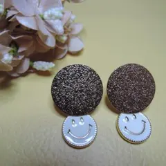 にこちゃんピアス　ハンドメイド　No.104