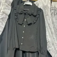 Jaimeエーエヌケー 黒ブラウスのサムネイル